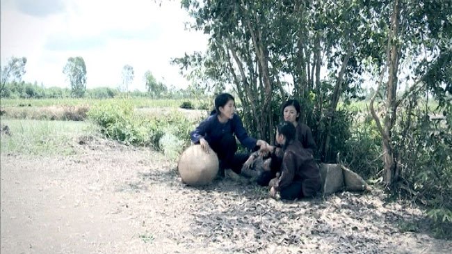 Cảnh trong phim Ải trần gian