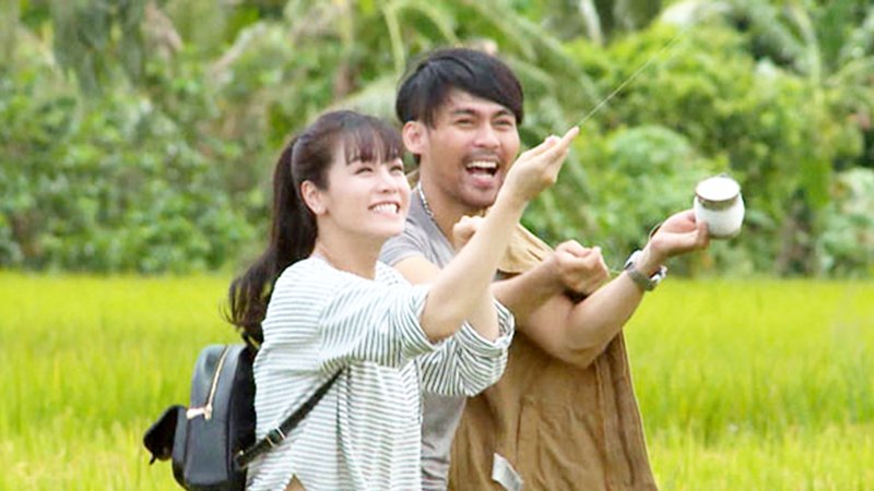 Kim Cương (Nhật Kim Anh) và Cao Bằng (Lâm Minh Thắng) trong phim Con gái bố già
